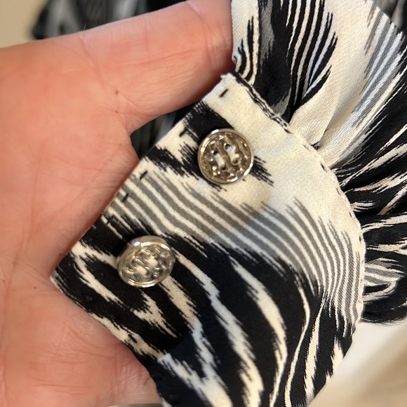 Tory Burch Silk blouse size 6 - Picture 5 of 6